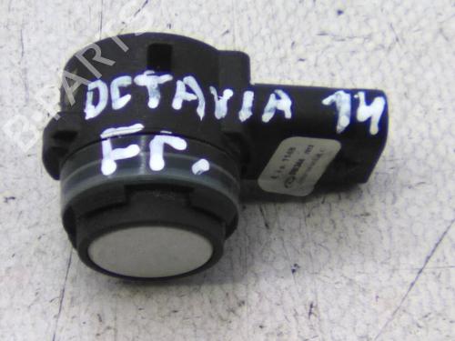 Used Electronic module Electronic module SKODA OCTAVIA III Combi (5E5, 5E6) 1.6 TDI (90 hp) 22330235 22330235