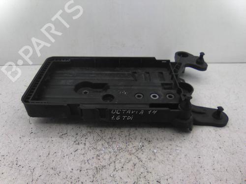 Used Support Support SKODA OCTAVIA III Combi (5E5, 5E6) 1.6 TDI (90 hp) 22436648 22436648