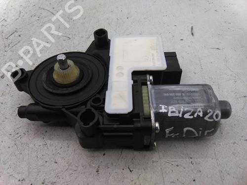 Used Right front window motor Right front window motor SEAT IBIZA V (KJ1, KJG) 1.0 TSI (95 hp) 19840804 19840804