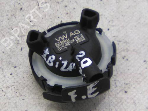 Used Electronic module Electronic module SEAT IBIZA V (KJ1, KJG) 1.0 TSI (95 hp) 19840853 19840853