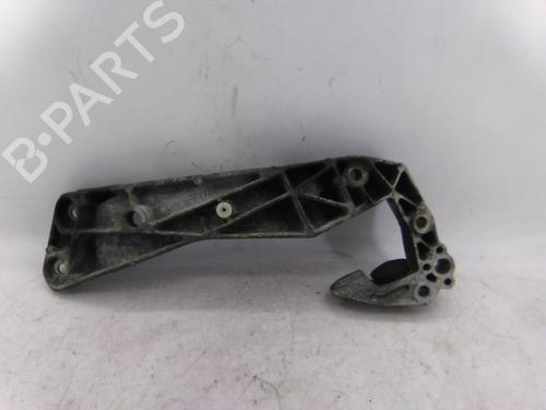 Used Gearbox mount Gearbox mount BMW 5 Touring (F11) 535 d xDrive (313 hp) 19840940 19840940
