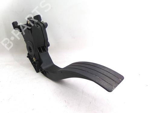 Used Pedal Pedal RENAULT CLIO IV (BH_) 1.5 dCi (BHMW) (86 hp) 24927342 24927342