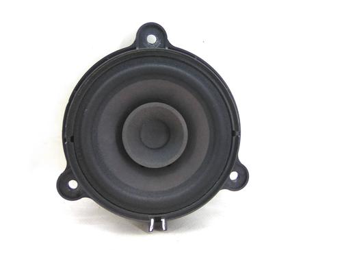 speaker-renault-clio-iv-bh_-2012-2013-2014-2015-2016-2017-2018-2019-2020-2021-24944249 main image