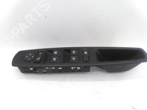Used Switch Switch RENAULT MEGANE III Hatchback (BZ0/1_, B3_) 1.5 dCi (BZ0C) (90 hp) 22953105 22953105
