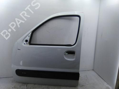 Used Left front door Left front door 23140436 23140436