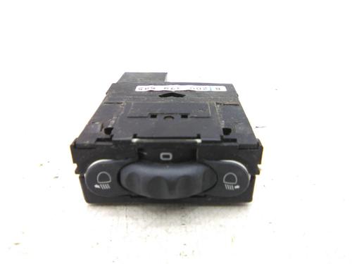 Used Switch Switch MERCEDES-BENZ CITAN MPV (W415) 109 CDI (415.703) (90 hp) 19841385 19841385