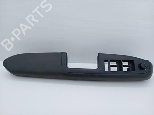 Front left interior door handle AUDI A4 B6 Avant (8E5) 2.5 TDI | BP22963960I13 - Image 1