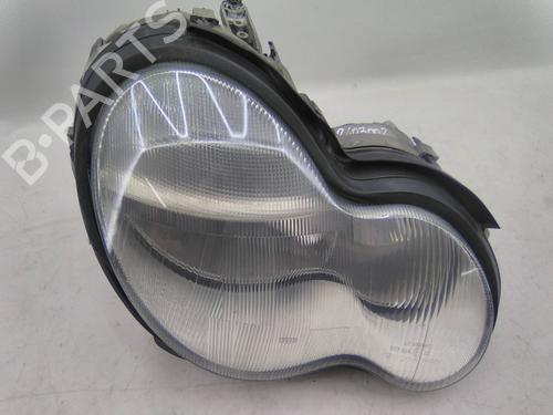 Used Right headlight Right headlight MERCEDES-BENZ C-CLASS (W203) C 220 CDI (203.006, 203.008) (143 hp) 19841745 19841745