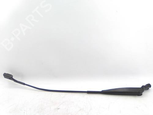 Used Front windshield wiper arm Front windshield wiper arm 22964080 22964080