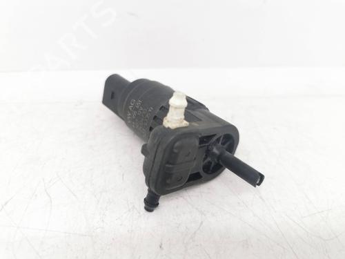 Used Washer pump Washer pump VW GOLF VI (5K1) 2.0 TDI (110 hp) 22964231 22964231