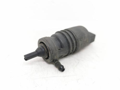 Used Washer pump Washer pump VW PASSAT B6 (3C2) 1.9 TDI (105 hp) 22964303 22964303