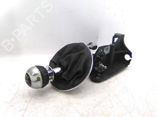 Used Gear lever Gear lever FIAT 500 (312_) 1.3 D Multijet (312AXB1A) (75 hp) 22964467 22964467