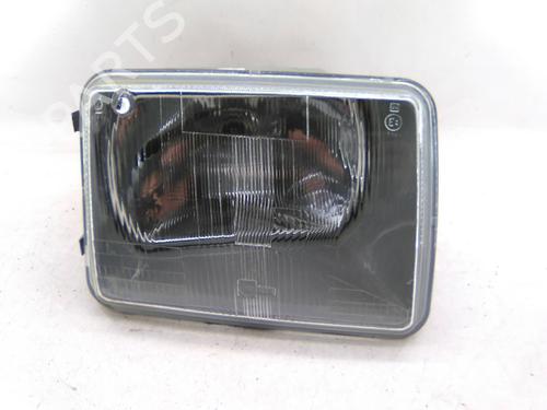 Used Right headlight Right headlight RENAULT 18 Variable (135_) 1.4 (1350) (64 hp) 26133236 26133236