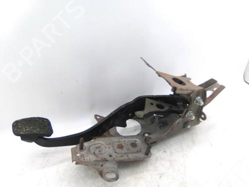 Used Break pedal Break pedal FORD FIESTA VII (HJ, HF) 1.5 TDCi (86 hp) 22960373 22960373