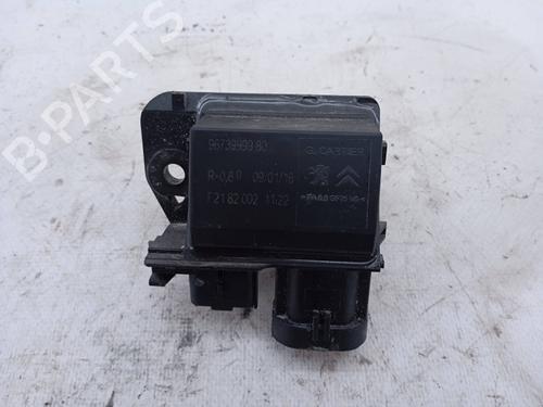 Used Electronic module Electronic module PEUGEOT 308 SW II (LC_, LJ_, LR_, LX_, L4_) 1.6 HDi / BlueHDi 115 (LCBHXM, LCBHXT) (115 hp) 22389458 22389458