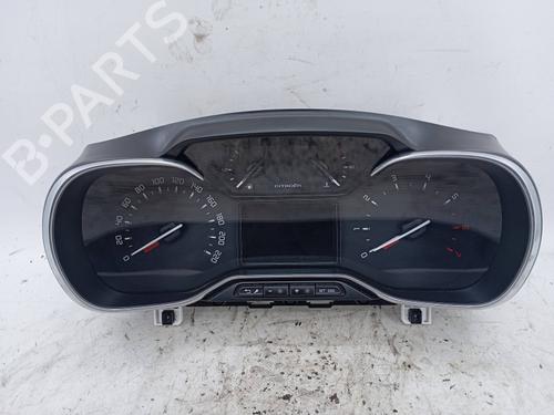 Used Instrument cluster Instrument cluster CITROËN C3 III (SX) 1.2 VTi 82 (82 hp) 19842230 19842230