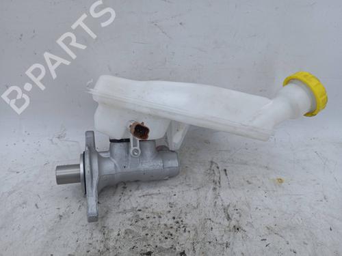 Used Brake master cylinder Brake master cylinder CITROËN C3 III (SX) 1.2 VTi 82 (82 hp) 19842318 19842318