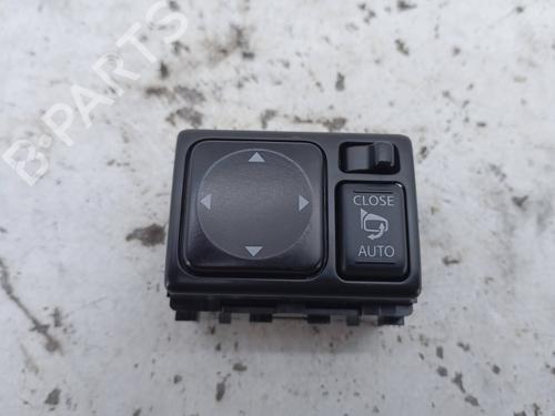 Used Switch Switch NISSAN JUKE (F15) 1.5 dCi (110 hp) 19842432 19842432