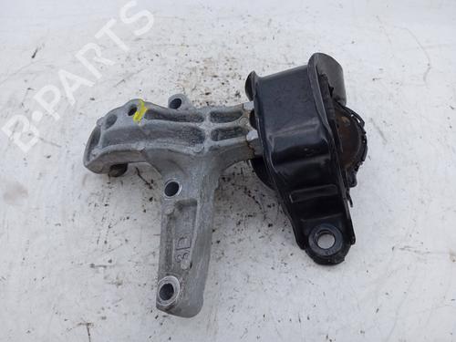 Used Engine mount Engine mount NISSAN JUKE (F15) 1.5 dCi (110 hp) 19842499 19842499