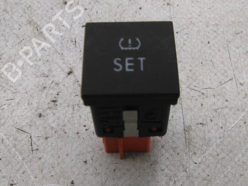 Used Switch Switch VW EOS (1F7, 1F8) 2.0 TDI (140 hp) 22960818 22960818