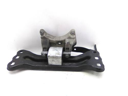 Used Gearbox mount Gearbox mount MERCEDES-BENZ C-CLASS (W204) C 220 CDI (204.002) (163 hp) 21821367 21821367