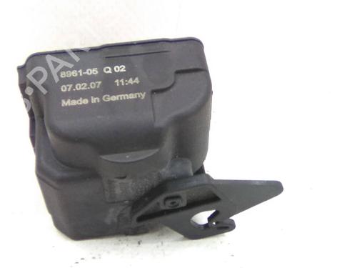 Used Fuel door actuator Fuel door actuator MERCEDES-BENZ C-CLASS (W204) C 220 CDI (204.002) (163 hp) 21821393 21821393