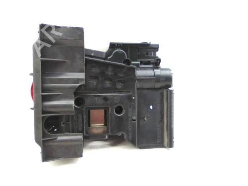Used Fuse box Fuse box MERCEDES-BENZ C-CLASS (W204) C 220 CDI (204.002) (163 hp) 21821406 21821406