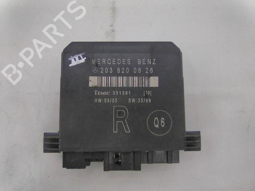 Used Electronic module Electronic module MERCEDES-BENZ C-CLASS (W203) C 200 CDI (203.004) (116 hp) 22965158 22965158