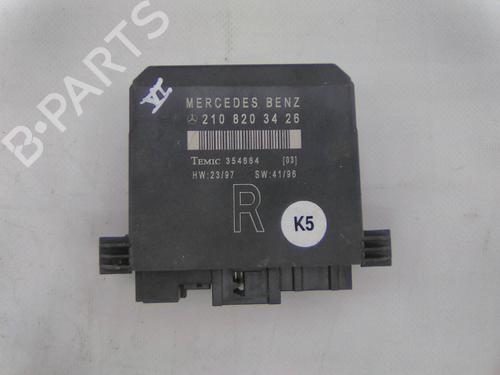 Used Electronic module Electronic module MERCEDES-BENZ E-CLASS (W210) E 220 D (210.004) (95 hp) 22960921 22960921