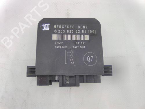 Used Electronic module Electronic module MERCEDES-BENZ C-CLASS (W203) C 200 CDI (203.004) (116 hp) 22960955 22960955