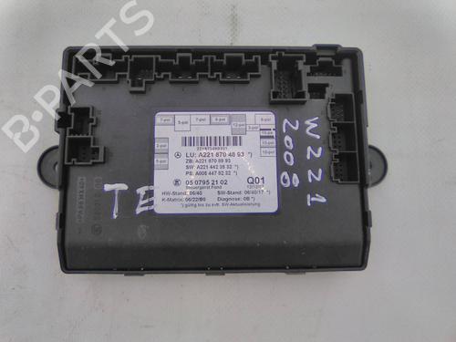Used Electronic module Electronic module MERCEDES-BENZ S-CLASS (W221, V221) S 600 (221.176) (517 hp) 22960950 22960950