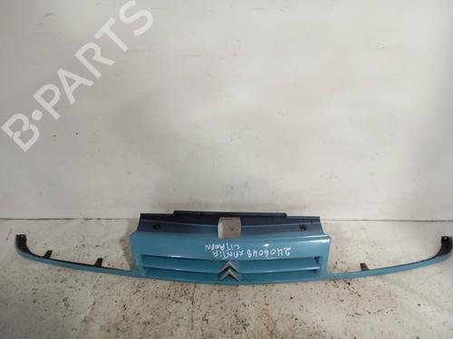 Grill Grill CITROËN XANTIA (X1_, X2_) 1.6 i (88 hp) 30487897 30487897