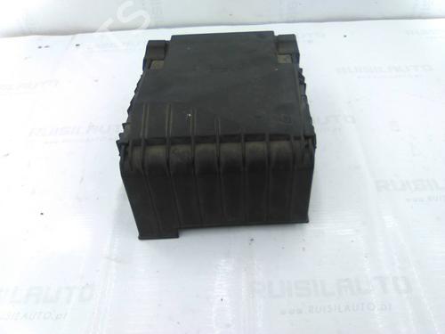 Used Fuse box Fuse box VW GOLF V (1K1) 2.0 TDI (136 hp) 22961069 22961069