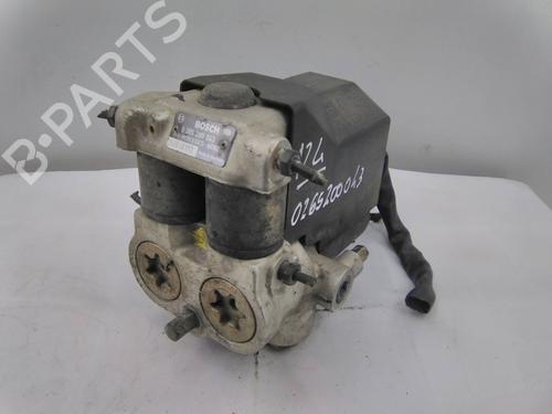Used ABS pump ABS pump MERCEDES-BENZ 124 Saloon (W124) 200 D (124.120) (72 hp) 22961196 22961196