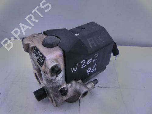 Used ABS pump ABS pump MERCEDES-BENZ C-CLASS (W202) C 220 D (202.121) (95 hp) 22961205 22961205