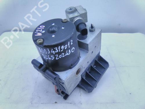 Used ABS pump ABS pump MERCEDES-BENZ E-CLASS (W210) E 220 D (210.004) (95 hp) 22961220 22961220