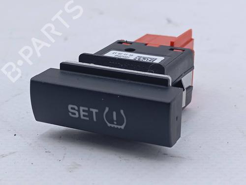switch-skoda-octavia-ii-combi-1z5-2004-2005-2006-2007-2008-2009-2010-2011-2012-2013-28425703 main image