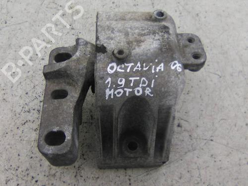 Used Engine mount Engine mount 22961247 22961247