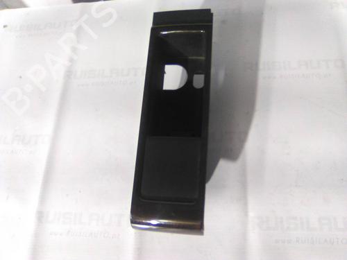 Used Cup/Object holder Cup/Object holder AUDI ALLROAD C5 (4BH) 2.5 TDI quattro (163 hp) 22961256 22961256