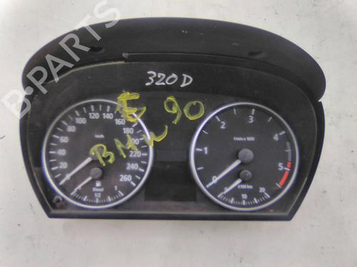 Used Instrument cluster Instrument cluster BMW 3 (E90) 320 d (163 hp) 19844020 19844020