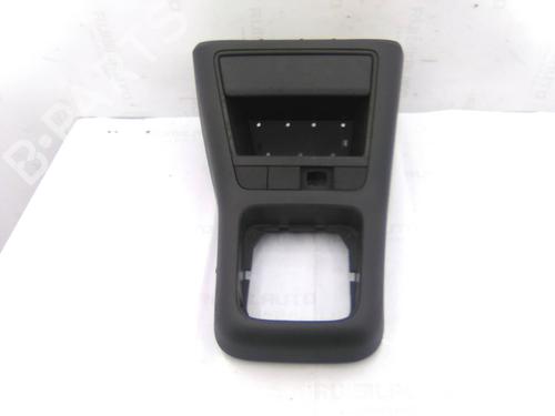 Used Middle console Middle console VW GOLF PLUS V (5M1, 521) 2.0 TDI (140 hp) 22961307 22961307