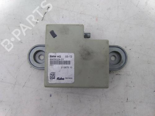 Used Electronic module Electronic module BMW 3 Touring (E91) 320 d (150 hp) 22961434 22961434