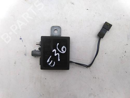 Used Electronic module Electronic module BMW 3 (E36) 318 i (113 hp) 22961577 22961577