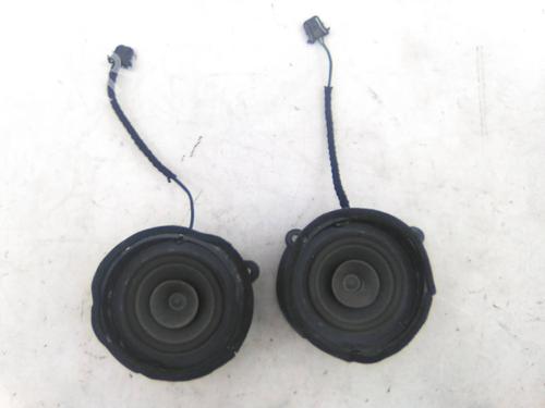 Used Speaker Speaker MERCEDES-BENZ E-CLASS (W210) E 220 D (210.004) (95 hp) 22957846 22957846