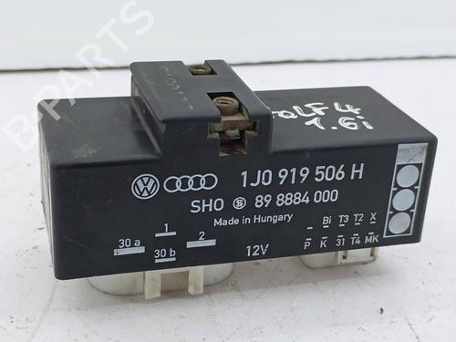 Used Electronic module Electronic module VW GOLF IV (1J1) 1.6 (100 hp) 19844119 19844119