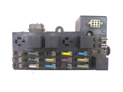 Used Fuse box Fuse box 22957934 22957934