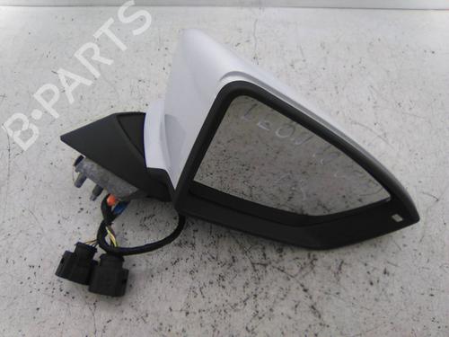 Used Right mirror Right mirror 21268075 21268075