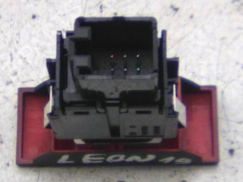 Warning switch SEAT LEON (5F1) 1.0 TSI | BP21541335I22 - Image 4