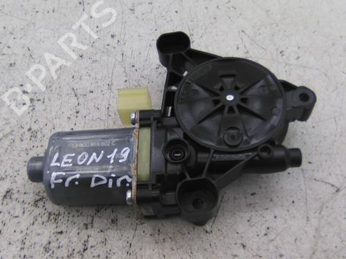 Used Right front window motor Right front window motor 21268077 21268077