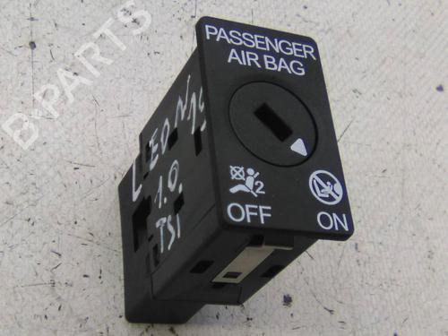switch-seat-leon-5f1-10-tsi-5q0919237-2012-2013-2014-2015-2016-2017-2018-2019-2020-2021-21359850 main image